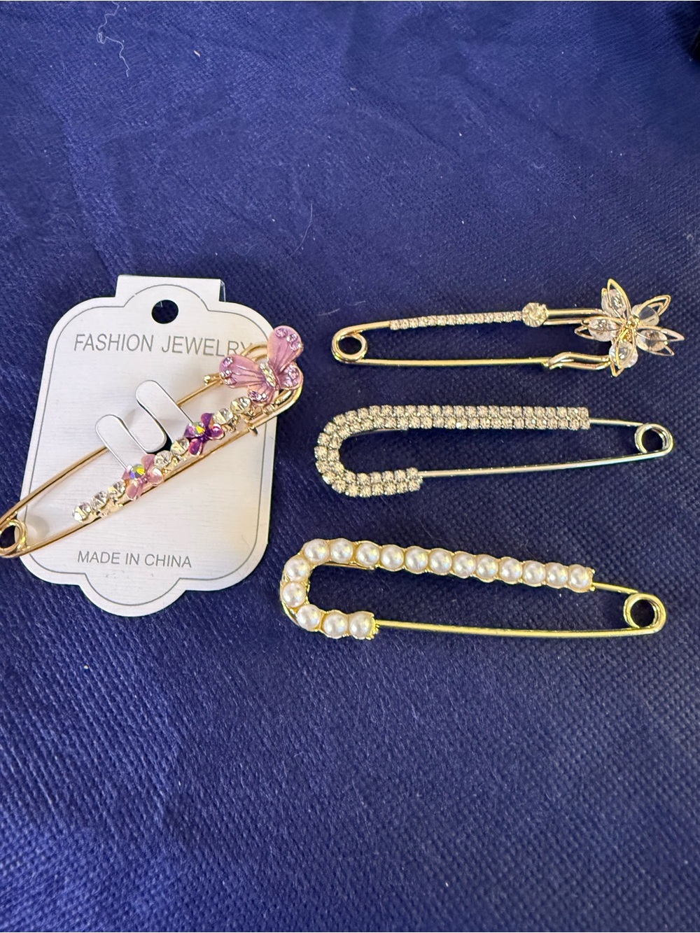 Fashion Jewelry Gold-Tone Safety Pin Set with Pink Butterfly & Pearls